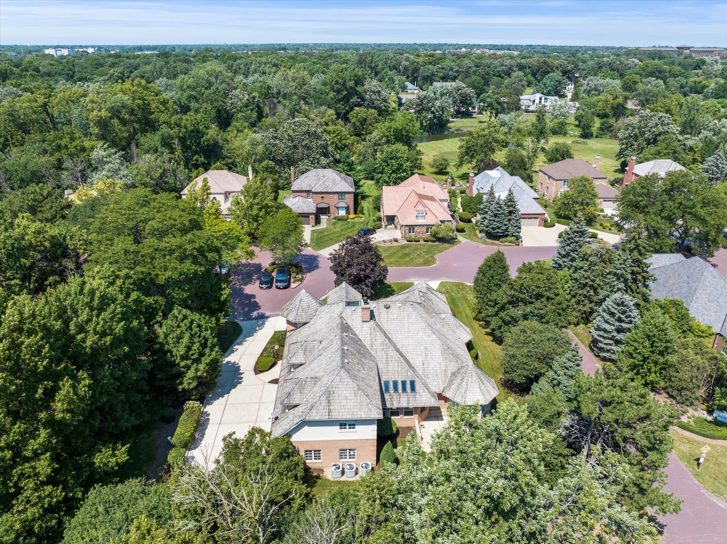 Oak Brook, Illinois, 60523, United States, 7 Bedrooms Bedrooms, ,5 BathroomsBathrooms,Residential,For Sale,1990925