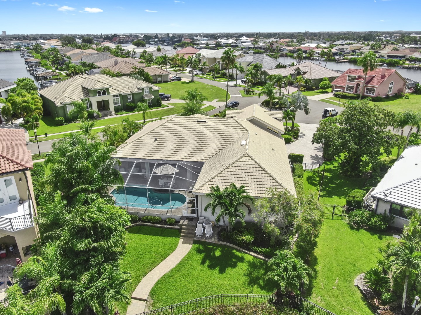 Apollo Beach, Florida, 33572, United States, 4 Bedrooms Bedrooms, ,3 BathroomsBathrooms,Residential,For Sale,1895059