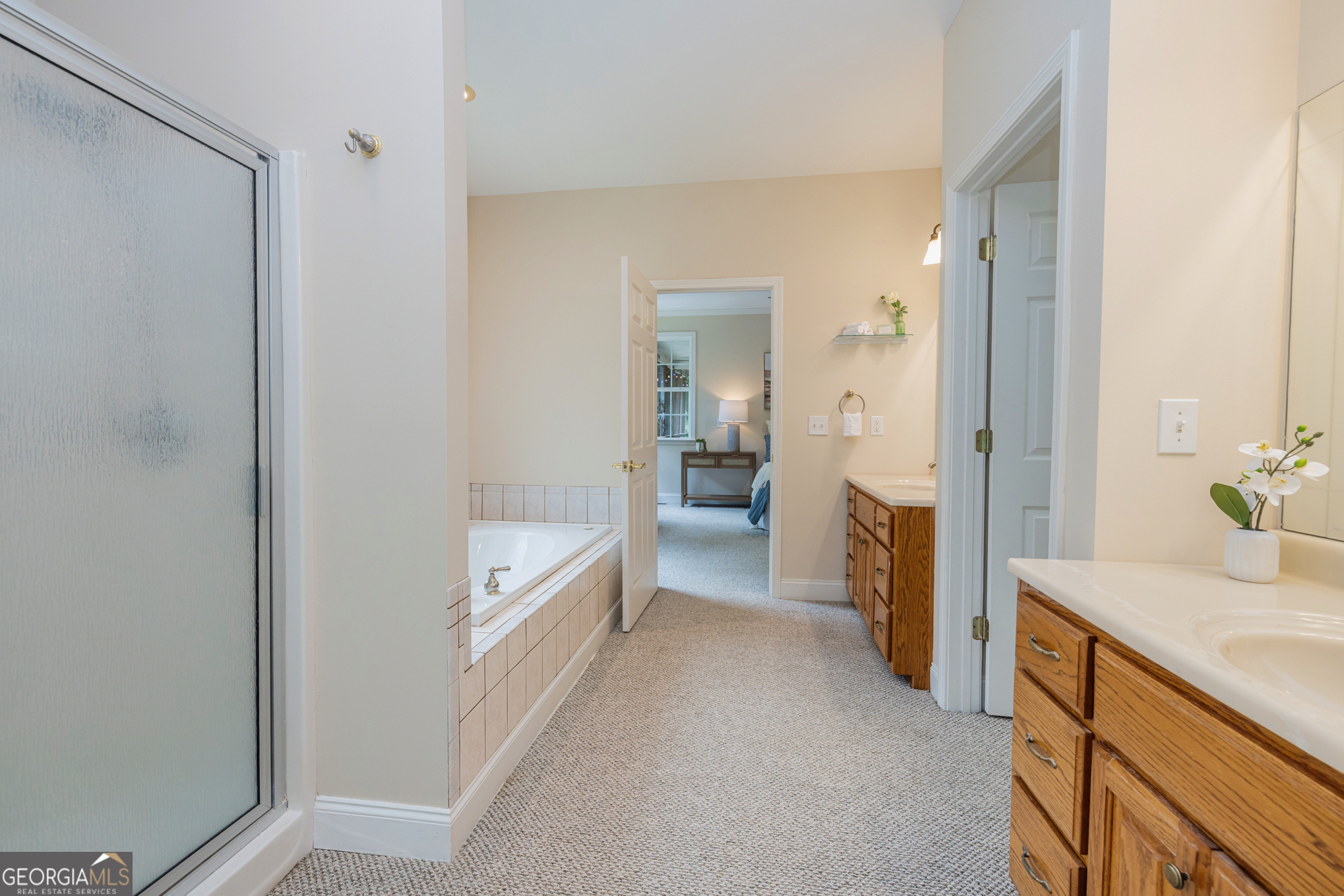 Newnan, Georgia, 30263, United States, 4 Bedrooms Bedrooms, ,5 BathroomsBathrooms,Residential,For Sale,1932602