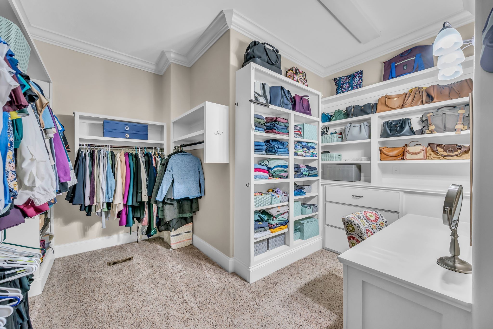 Brentwood, Tennessee, 37027, United States, 5 Bedrooms Bedrooms, ,7 BathroomsBathrooms,Residential,For Sale,2002068