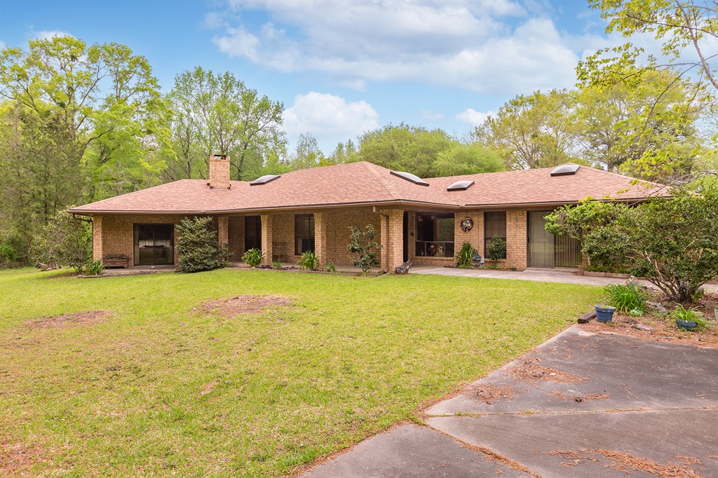 Pineland, Texas, 75968, United States, 4 Bedrooms Bedrooms, ,5 BathroomsBathrooms,Residential,For Sale,1983137