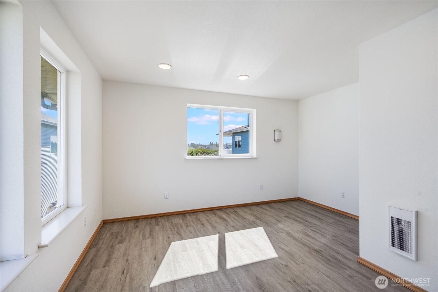 OCEAN SHORES, Washington, 98569, United States, 3 Bedrooms Bedrooms, ,3 BathroomsBathrooms,Residential,For Sale,1918450