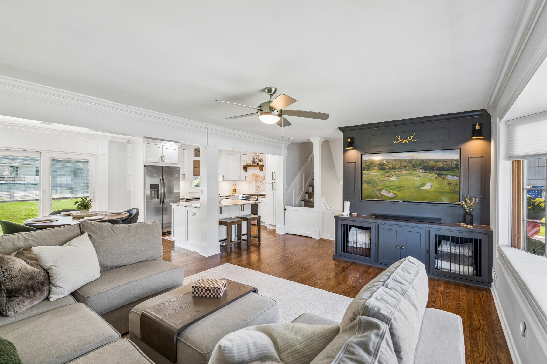  Immaculate and Updated Split Level Residence - 物件實景