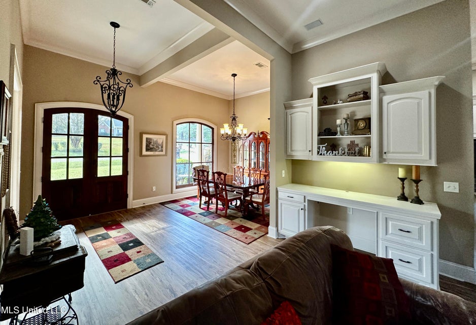 Clinton, Mississippi, 39056, United States, 4 Bedrooms Bedrooms, ,3 BathroomsBathrooms,Residential,For Sale,1998681