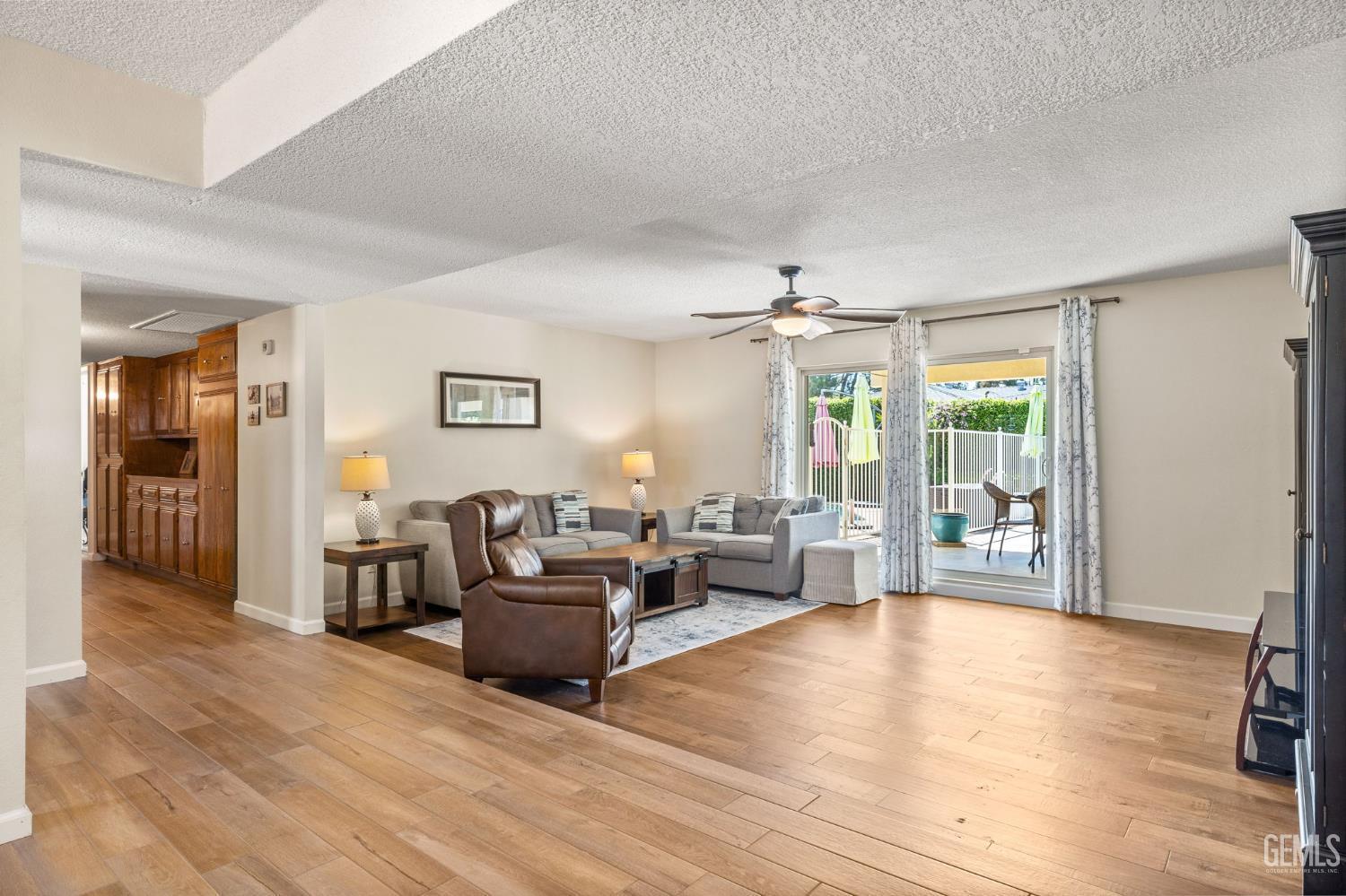 Bakersfield, California, 93309, United States, 3 Bedrooms Bedrooms, ,3 BathroomsBathrooms,Residential,For Sale,1882535