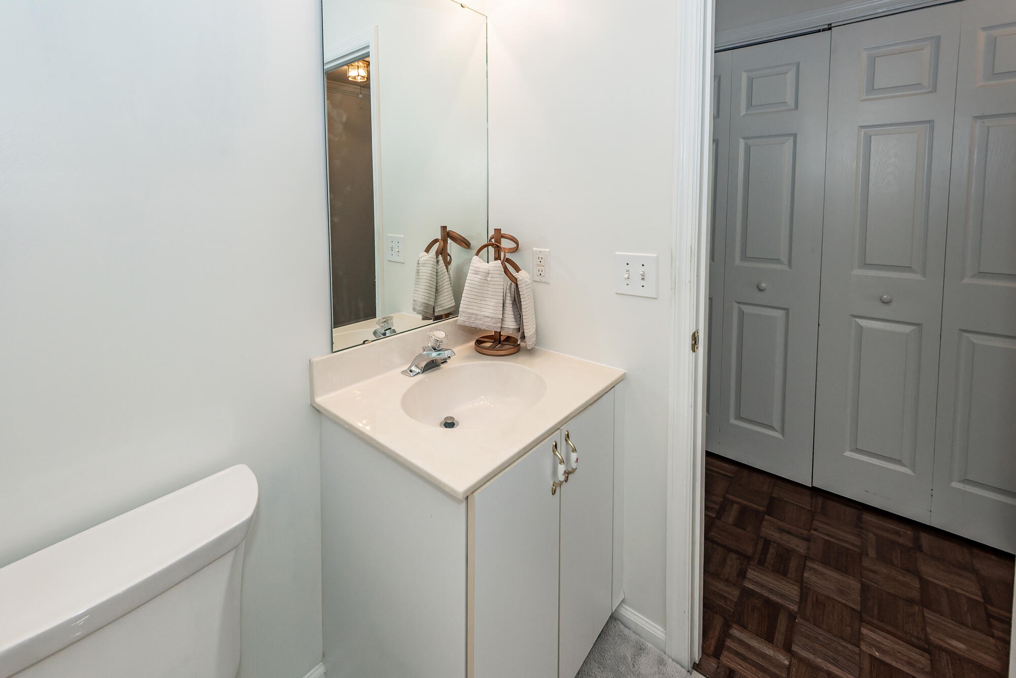 Mount Pleasant, South Carolina, 29466, United States, 3 Bedrooms Bedrooms, ,2 BathroomsBathrooms,Residential,For Sale,1743207