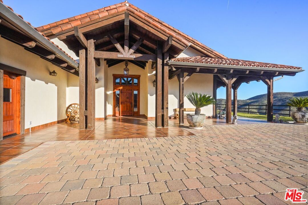 Malibu, California, 90265, United States, 3 Bedrooms Bedrooms, ,5 BathroomsBathrooms,Residential,For Sale,1760358