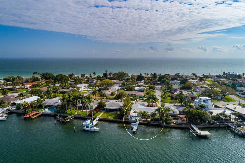St Petersburg, Florida, 33705, United States, 3 Bedrooms Bedrooms, ,4 BathroomsBathrooms,Residential,For Sale,1793107