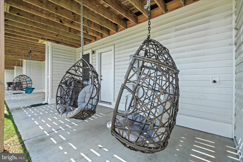 Colonial Beach, Virginia, 22443, United States, 4 Bedrooms Bedrooms, ,4 BathroomsBathrooms,Residential,For Sale,1898525