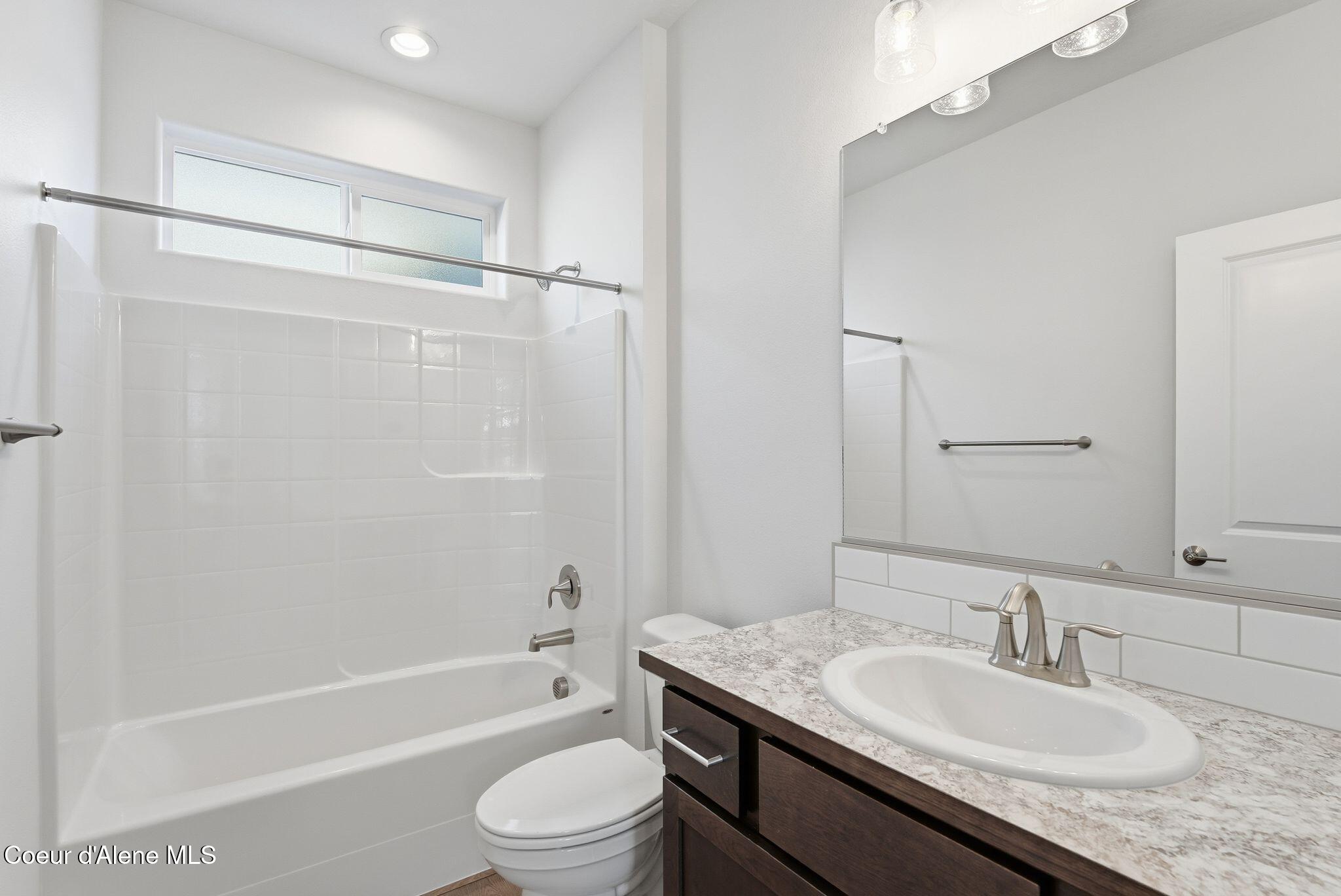 Coeur D'alene, Idaho, 83815, United States, 3 Bedrooms Bedrooms, ,Residential,For Sale,1991983