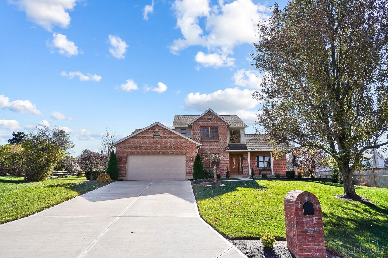 Hamilton, Ohio, 45013, United States, 4 Bedrooms Bedrooms, ,4 BathroomsBathrooms,Residential,For Sale,2000697