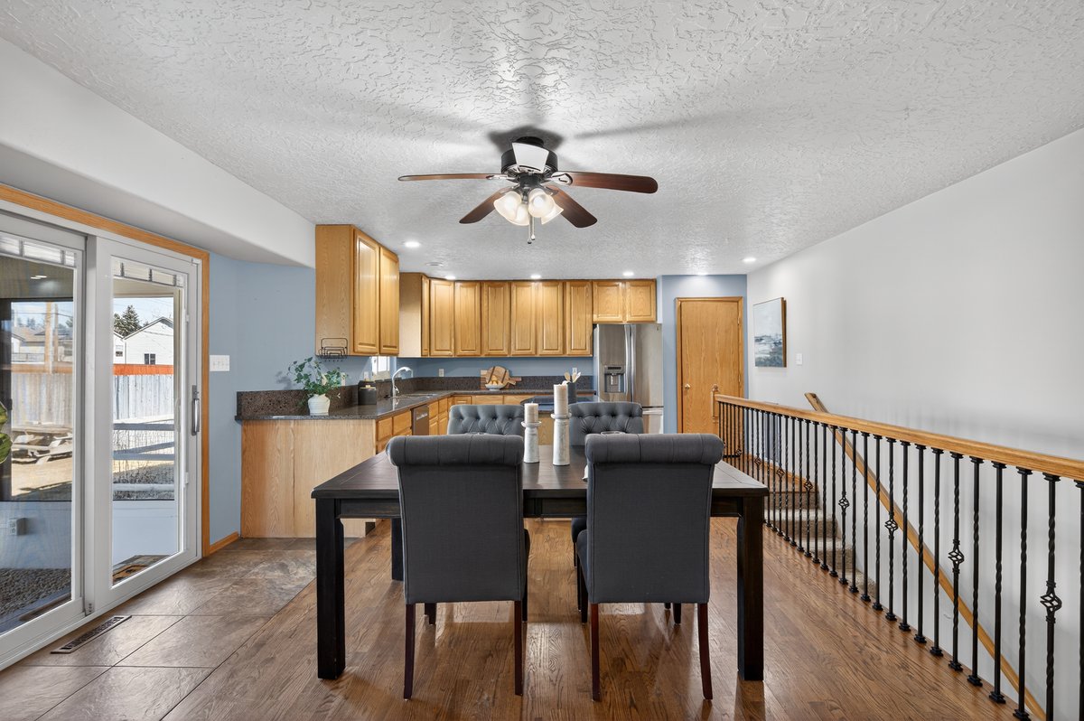 Cheyenne, Wyoming, 82009, United States, 5 Bedrooms Bedrooms, ,2 BathroomsBathrooms,Residential,For Sale,2016553