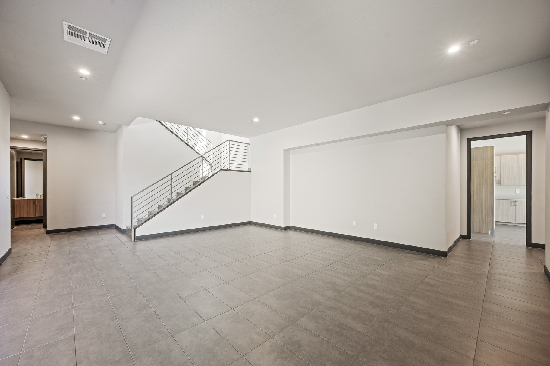  Private Contemporary Masterpiece in Las Vegas