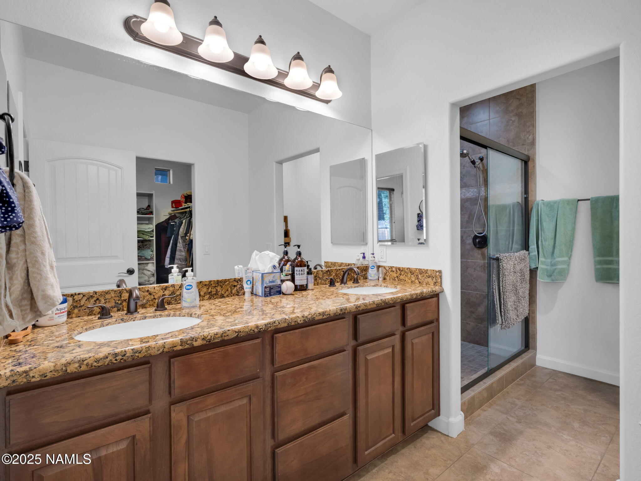 Flagstaff, Arizona, 86001, United States, 3 Bedrooms Bedrooms, ,3 BathroomsBathrooms,Residential,For Sale,1989174