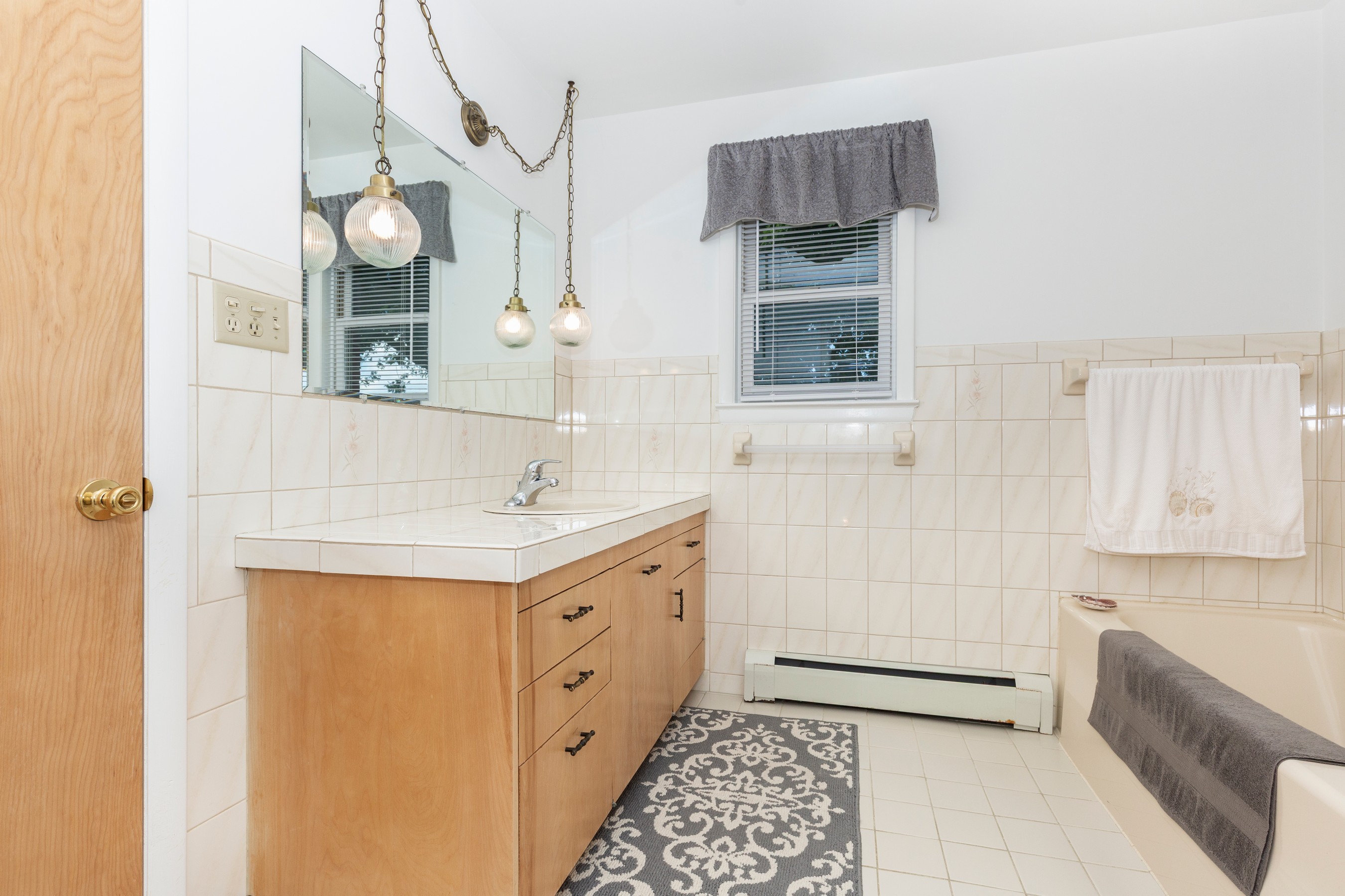  NONE AVAILABLE - 物件實景