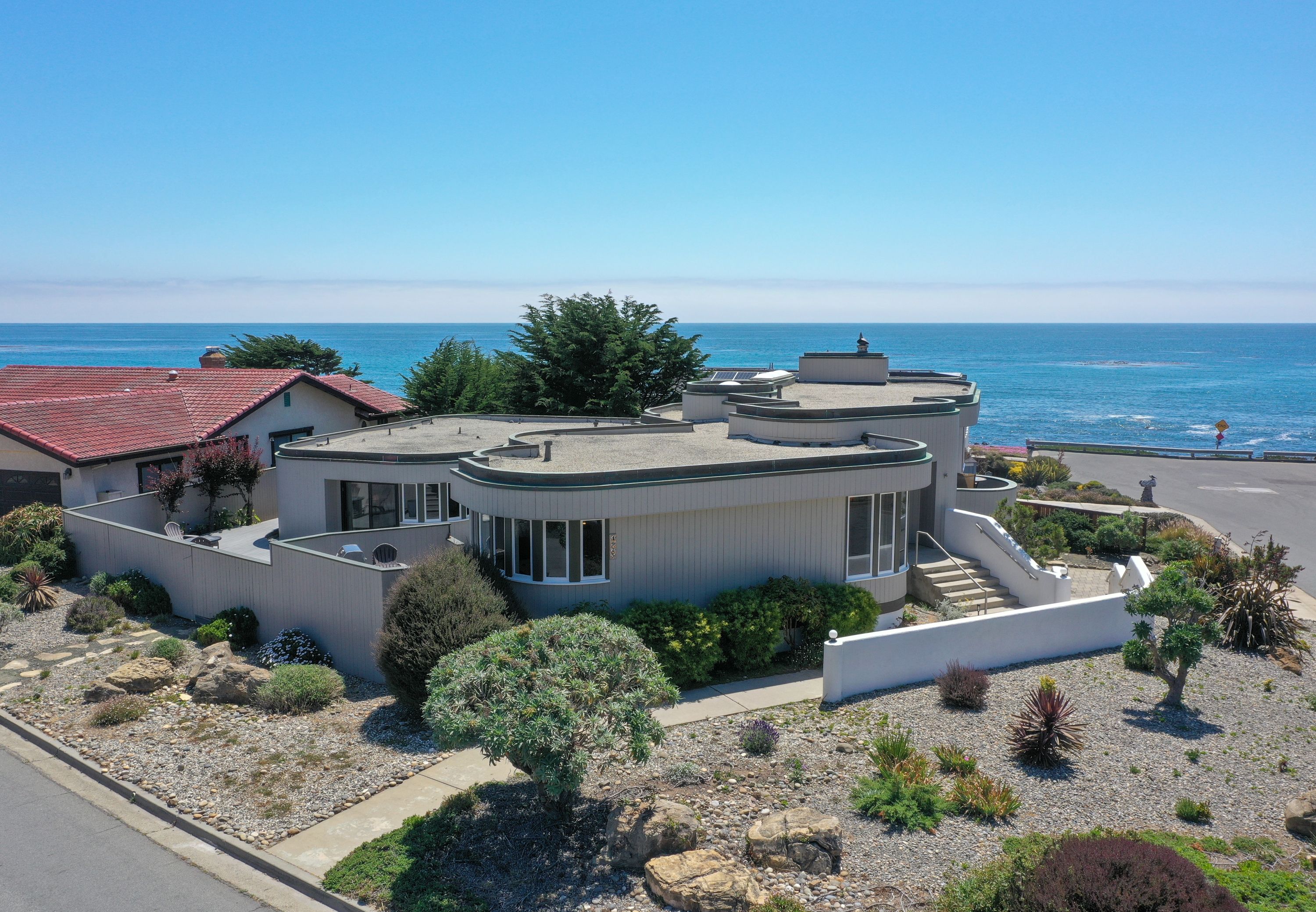 Graceful Coastal Architecture with Sweeping Pacific Ocean Views - 物件實景