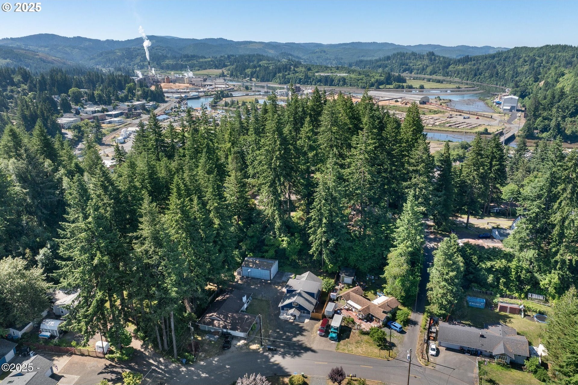 Toledo, Oregon, 97391, United States, 4 Bedrooms Bedrooms, ,2 BathroomsBathrooms,Residential,For Sale,1897015