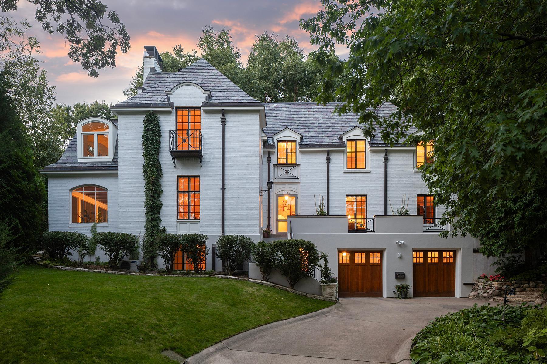 Minneapolis, Minnesota, 55416, United States, 4 Bedrooms Bedrooms, ,4 BathroomsBathrooms,Residential,For Sale,1901324