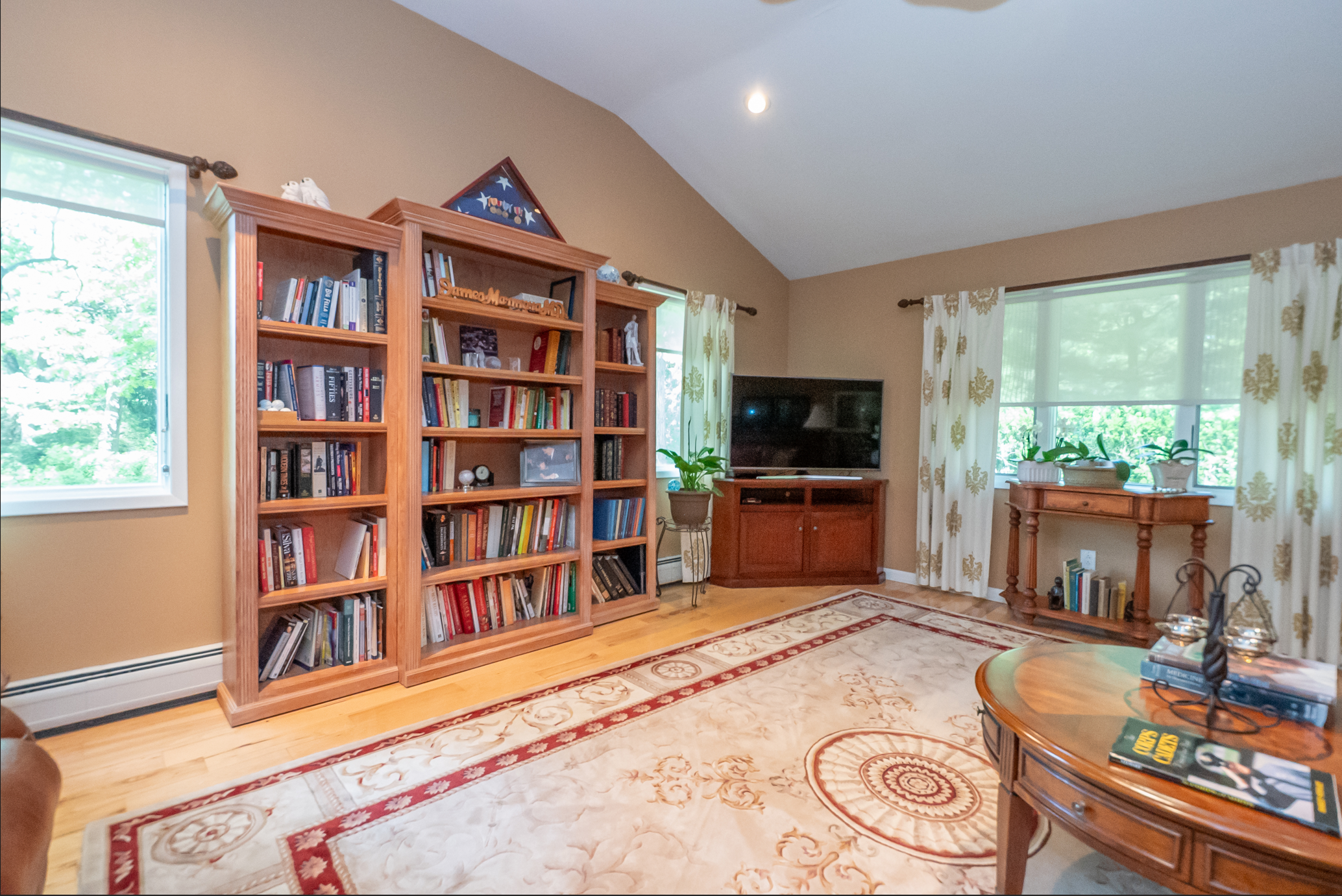 East Brunswick, New Jersey, 08816, United States, 3 Bedrooms Bedrooms, ,3 BathroomsBathrooms,Residential,For Sale,1924210