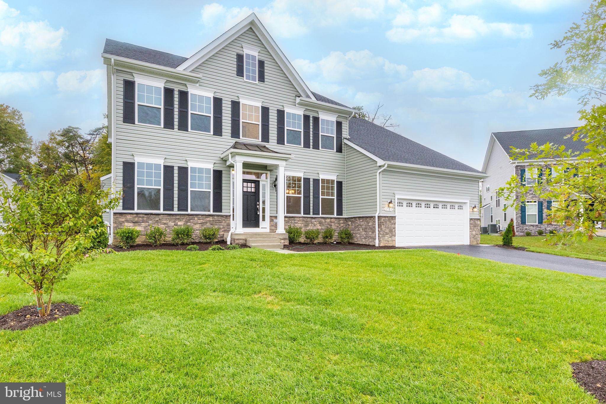 Clinton, Maryland, 20735, United States, 5 Bedrooms Bedrooms, ,5 BathroomsBathrooms,Residential,For Sale,1873789