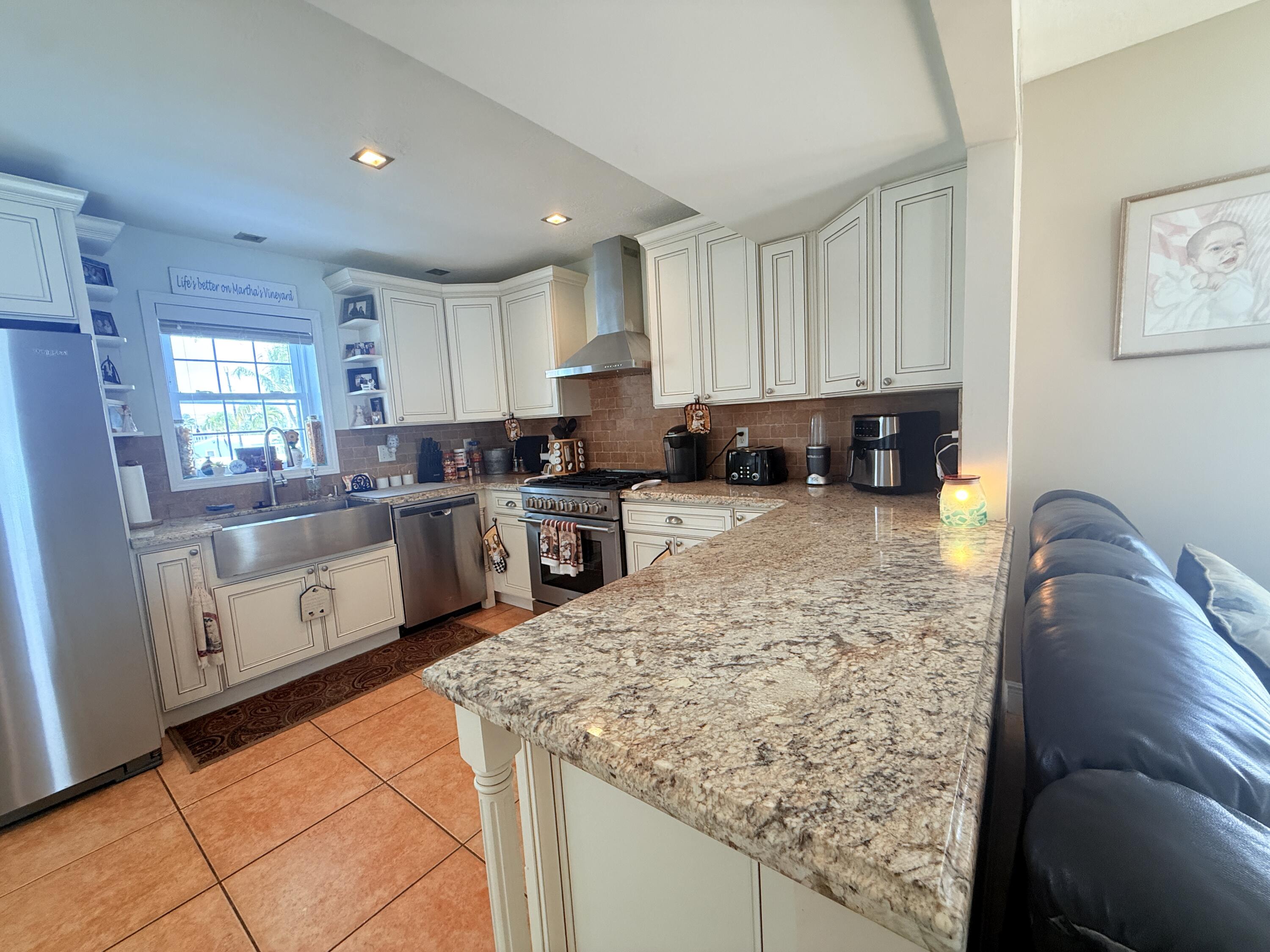 Key Largo, Florida, 33037, United States, 3 Bedrooms Bedrooms, ,3 BathroomsBathrooms,Residential,For Sale,1977971