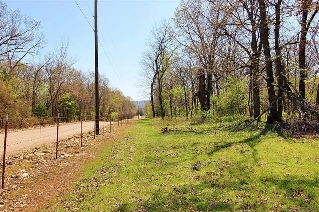 Stilwell, Oklahoma, 74960, United States, 3 Bedrooms Bedrooms, ,2 BathroomsBathrooms,Residential,For Sale,1763492