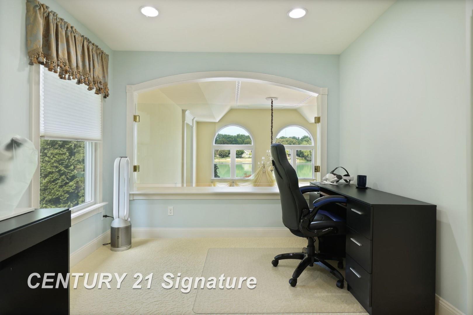 Saginaw, Michigan, 48609, United States, 4 Bedrooms Bedrooms, ,7 BathroomsBathrooms,Residential,For Sale,1980528