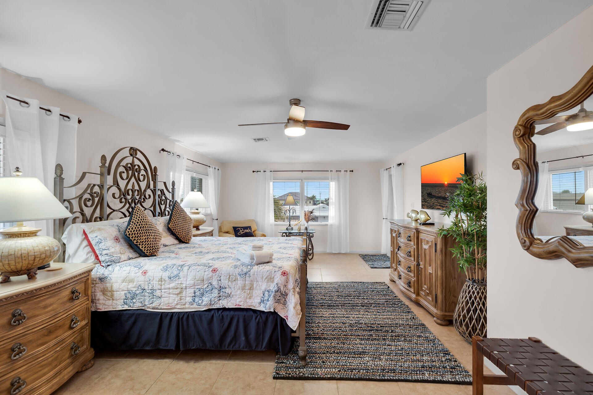 MARATHON, Florida, 33050, United States, 5 Bedrooms Bedrooms, ,3 BathroomsBathrooms,Residential,For Sale,1691478