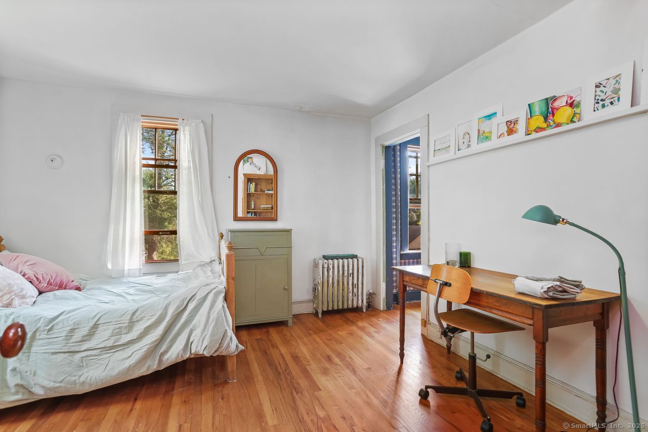 Westport, Connecticut, 06880, United States, 4 Bedrooms Bedrooms, ,3 BathroomsBathrooms,Residential,For Sale,1938739
