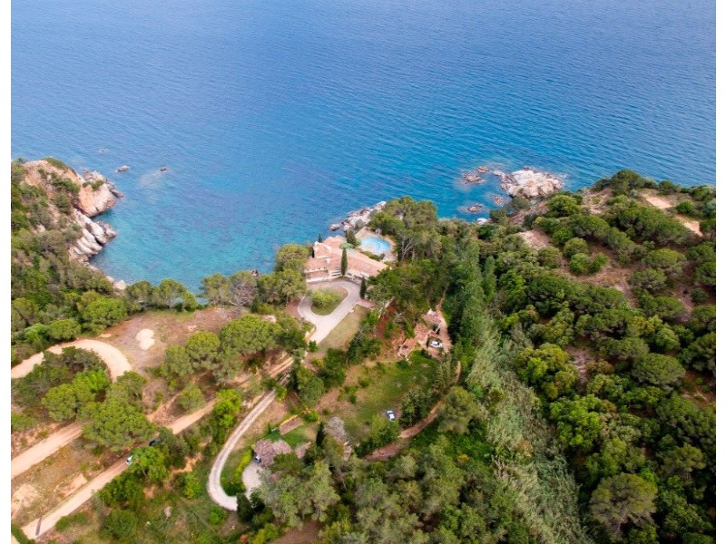 Lloret de Mar, Catalonia, ES, 8 Bedrooms Bedrooms, ,9 BathroomsBathrooms,Residential,For Sale,1622353