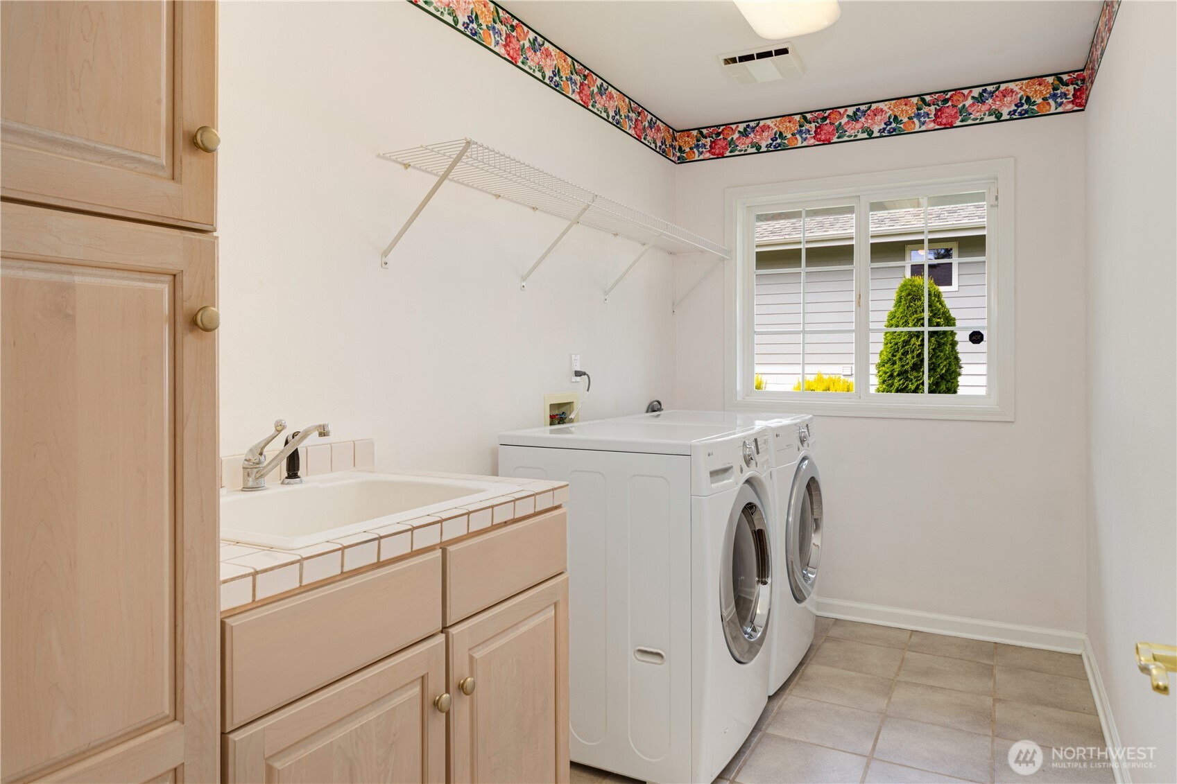 Port Ludlow, Washington, 98365, United States, 3 Bedrooms Bedrooms, ,3 BathroomsBathrooms,Residential,For Sale,1837703
