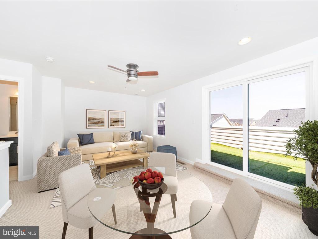 Greenbelt, Maryland, 20770, United States, 3 Bedrooms Bedrooms, ,4 BathroomsBathrooms,Residential,For Sale,2001496