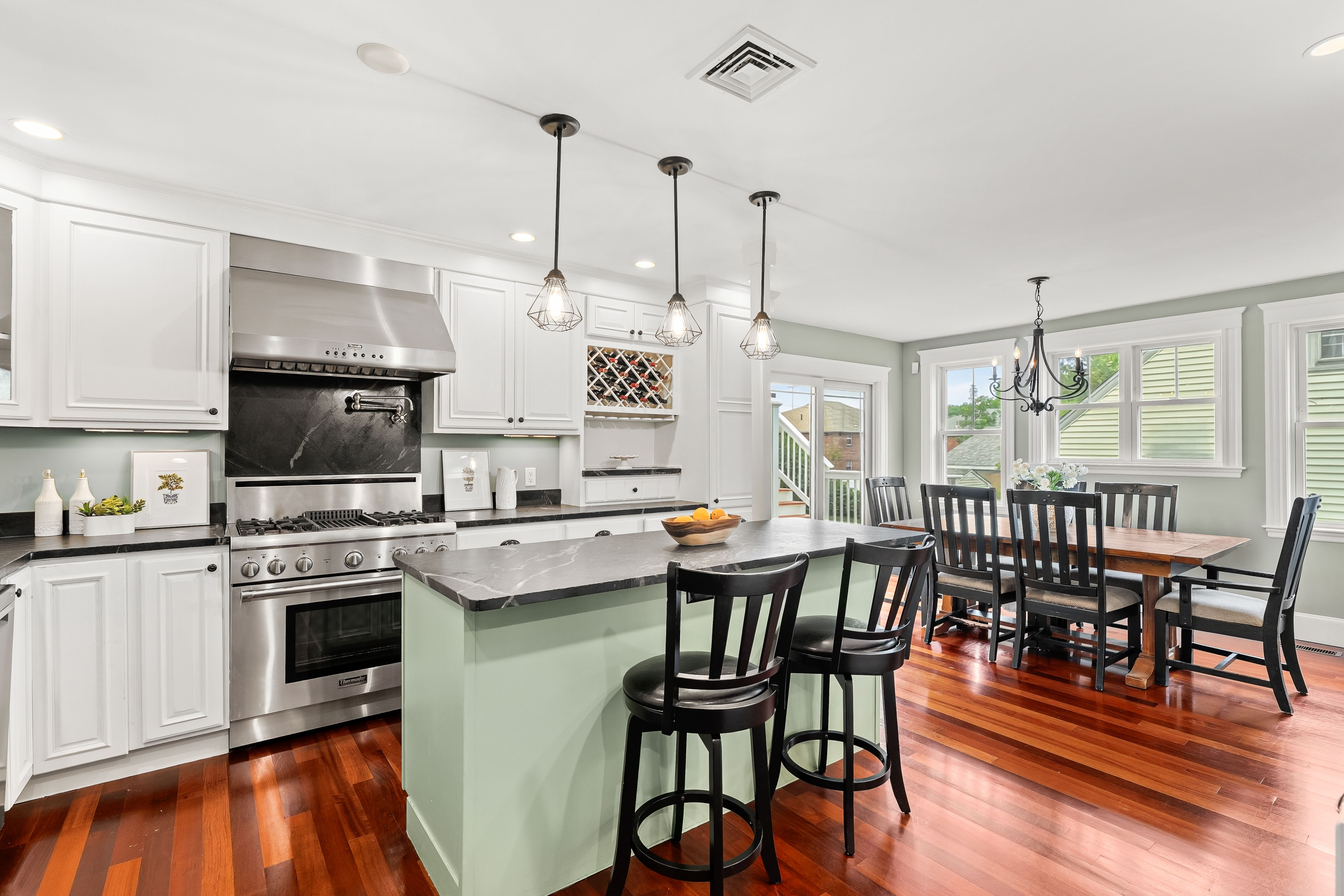  158 Lowell Street, Arlington, MA, 02474 - 物件實景