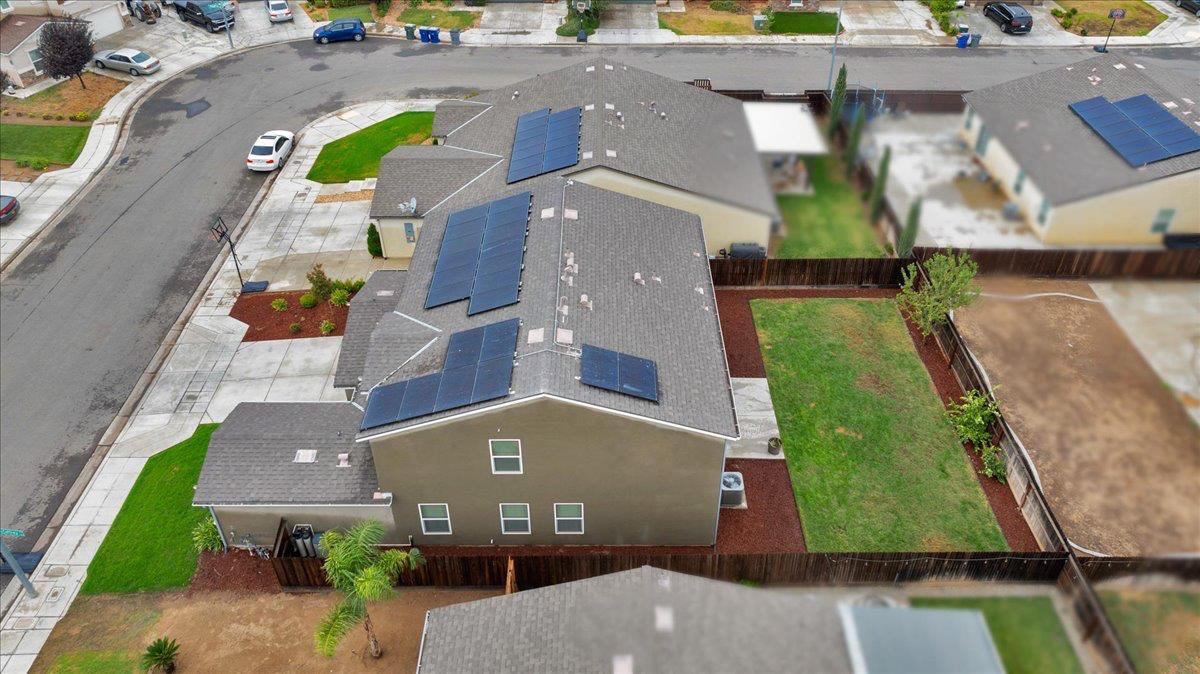 Fresno, California, 93722, United States, 5 Bedrooms Bedrooms, ,3 BathroomsBathrooms,Residential,For Sale,1982186