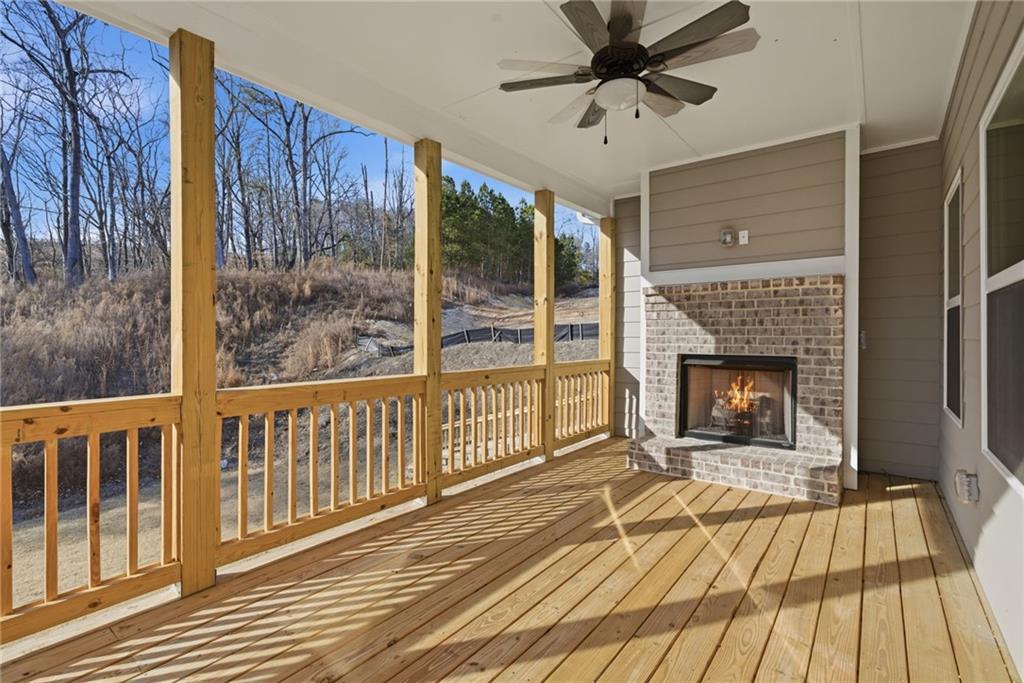 Gainesville, Georgia, 30507, United States, 3 Bedrooms Bedrooms, ,3 BathroomsBathrooms,Residential,For Sale,2005412