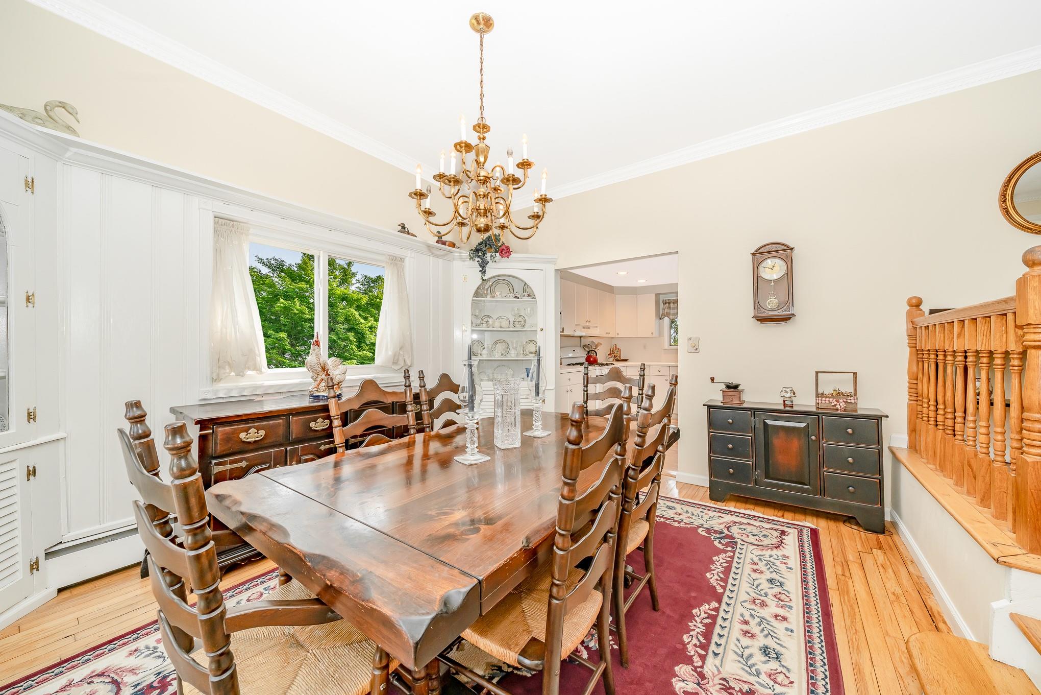 Massapequa, New York, 11758, United States, 4 Bedrooms Bedrooms, ,2 BathroomsBathrooms,Residential,For Sale,1904411