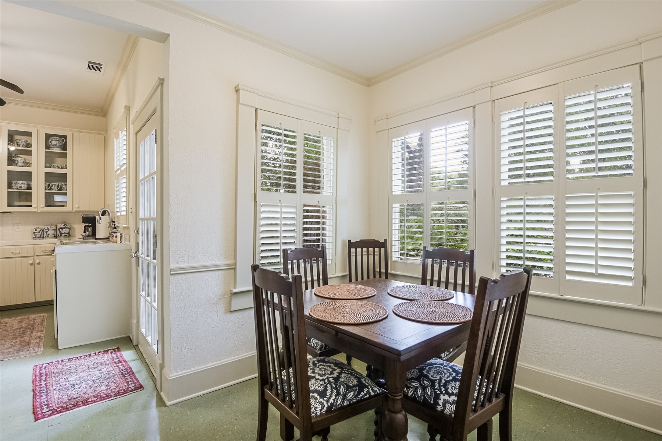 Waxahachie, Texas, 75165, United States, 5 Bedrooms Bedrooms, ,4 BathroomsBathrooms,Residential,For Sale,1940527