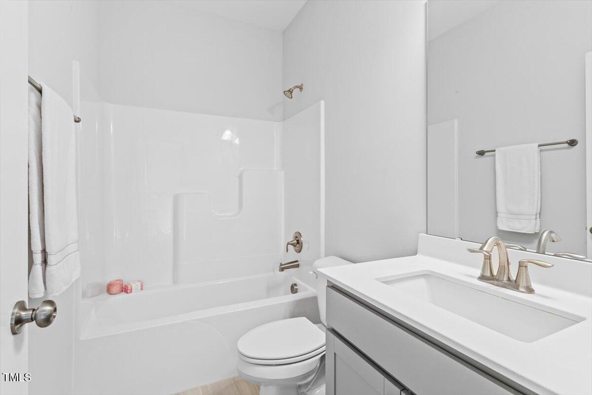 Durham, North Carolina, 27703, United States, 5 Bedrooms Bedrooms, ,3 BathroomsBathrooms,Residential,For Sale,1901808