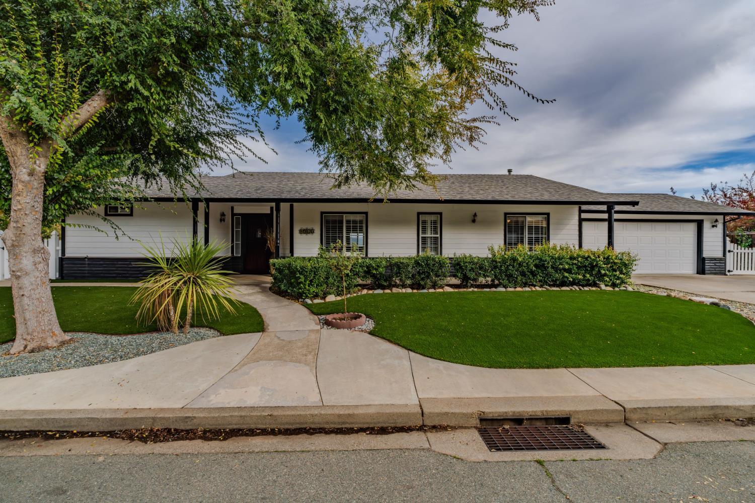 Jackson, California, 95642, United States, 3 Bedrooms Bedrooms, ,2 BathroomsBathrooms,Residential,For Sale,1992385