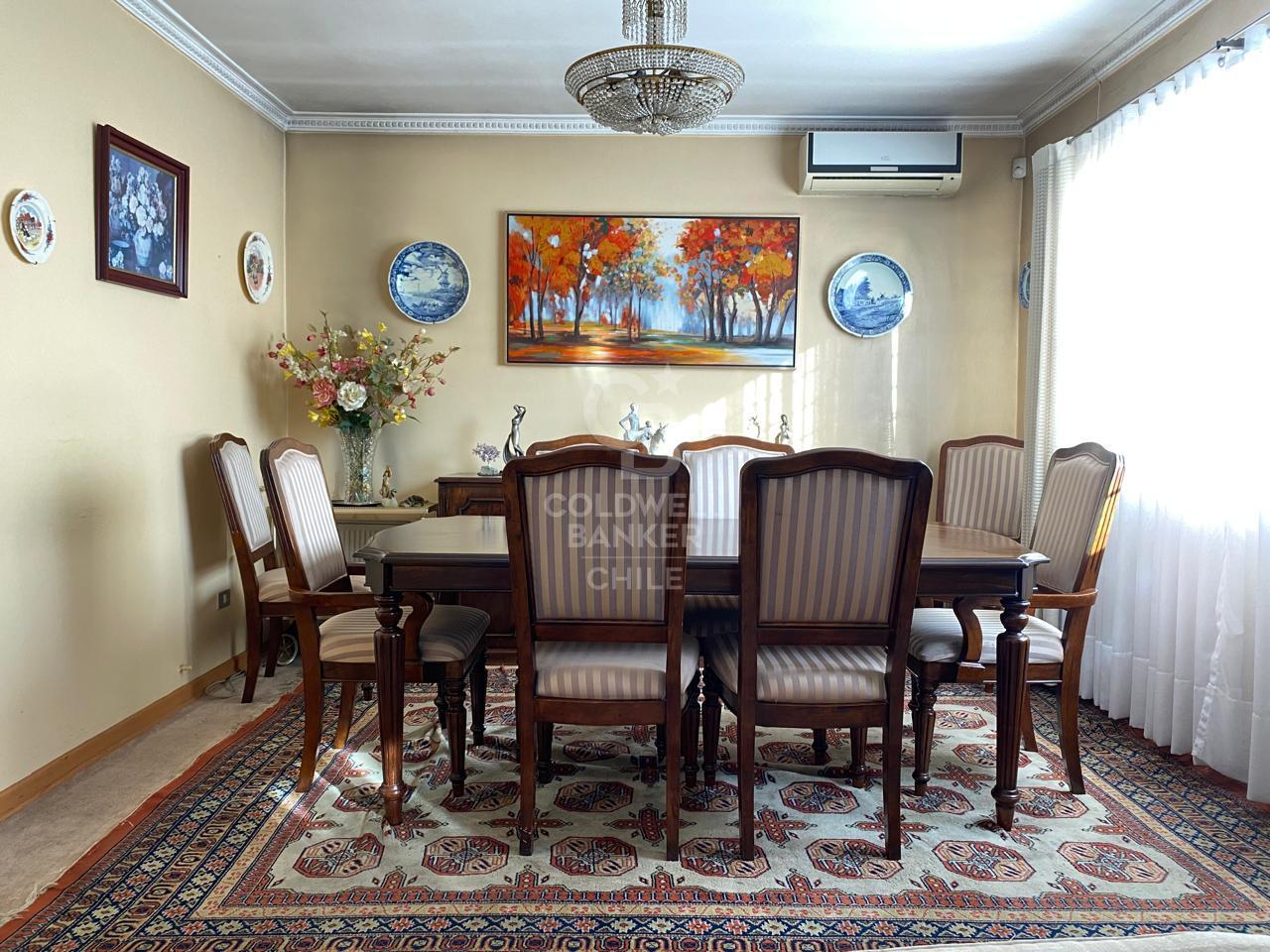 La Reina, Chile, 5 Bedrooms Bedrooms, ,3 BathroomsBathrooms,Residential,For Sale,1908437