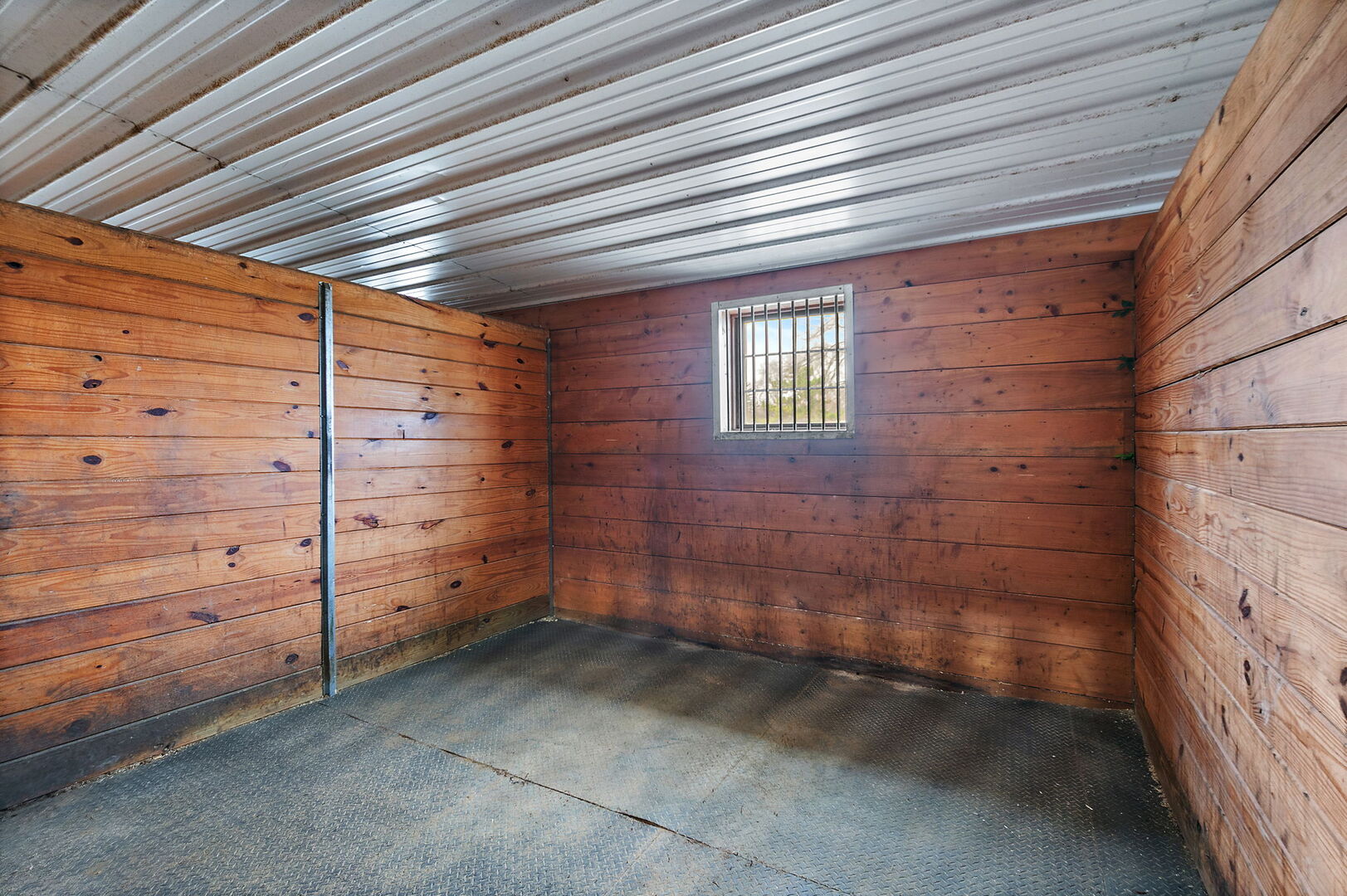 Mundelein, Illinois, 60060, United States, 2 Bedrooms Bedrooms, ,3 BathroomsBathrooms,Residential,For Sale,2010290