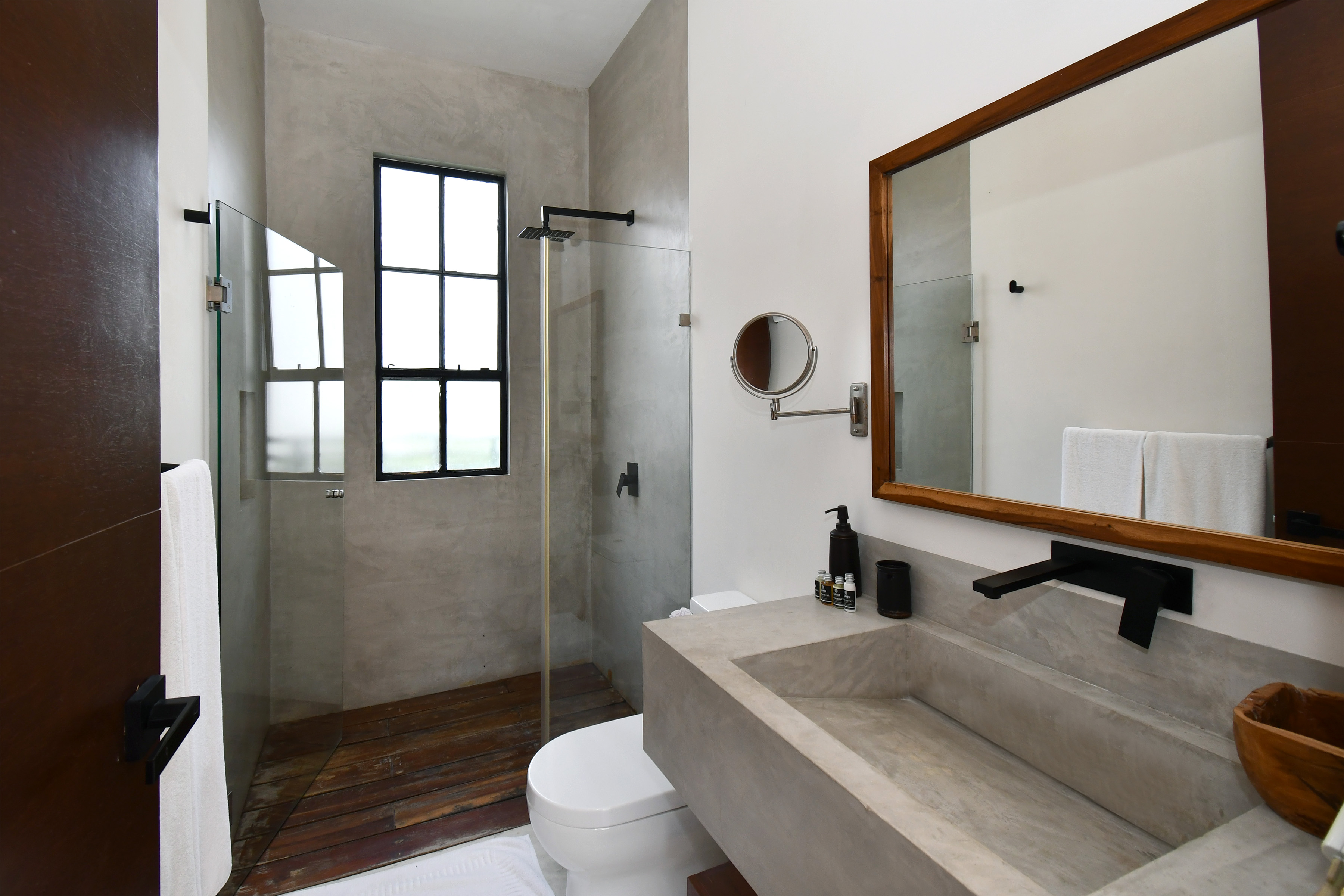  Casa Piedra  3-Bedroom Townhouse – One Lock-Off - 物件實景