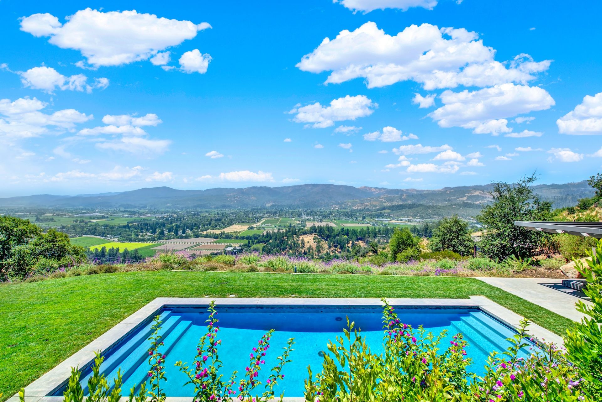  Exceptional Napa Valley Estate Set On 40 Private Acres - 物件實景