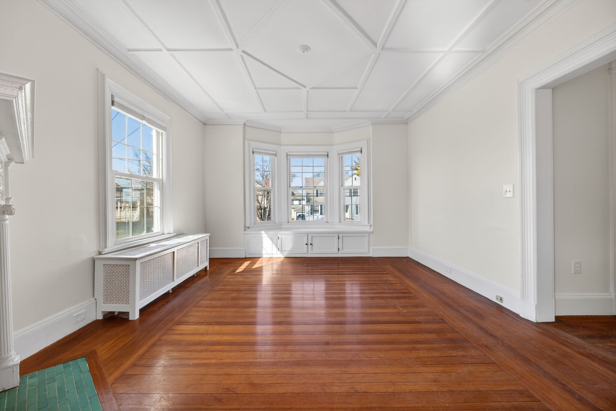  Stately and Timeless - 物件實景