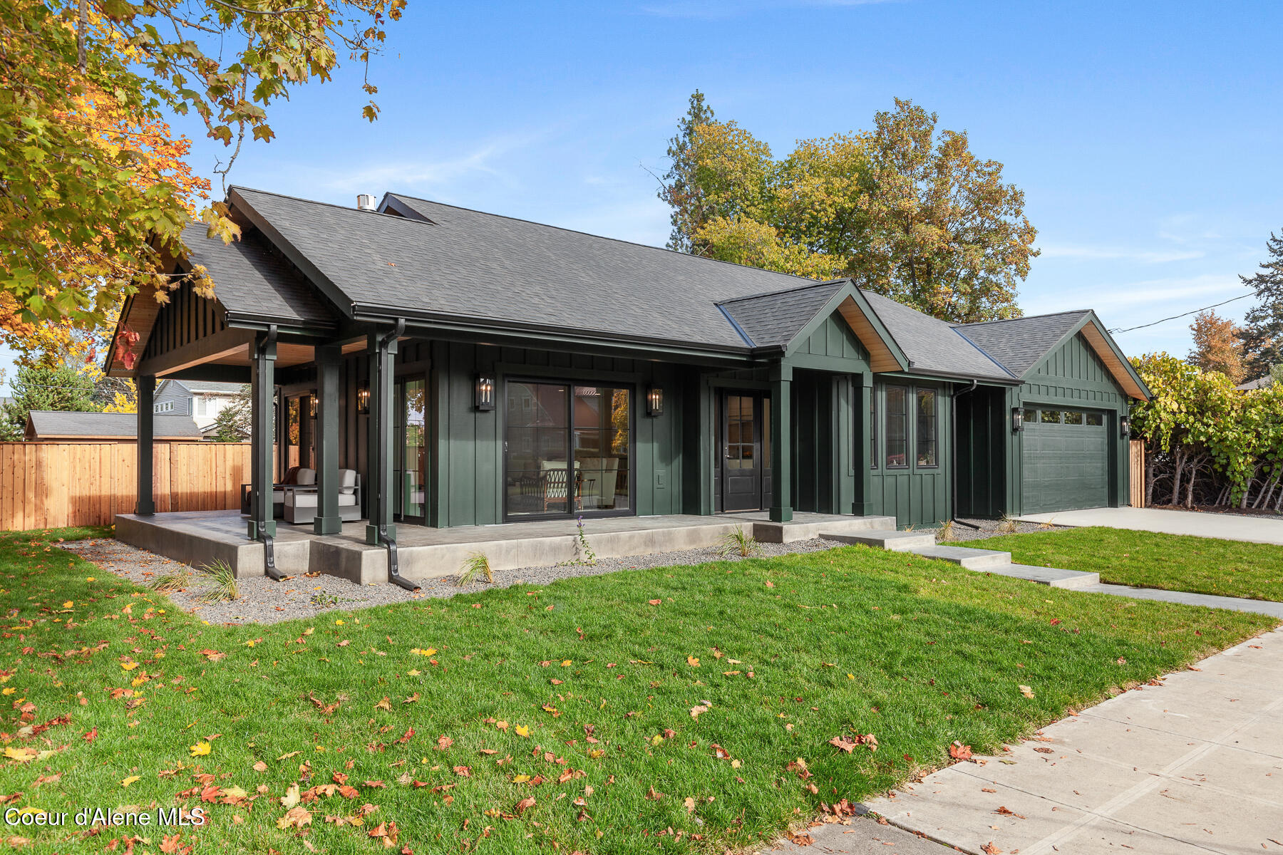 Coeur d'Alene, Idaho, 83814, United States, 4 Bedrooms Bedrooms, ,3 BathroomsBathrooms,Residential,For Sale,1977806