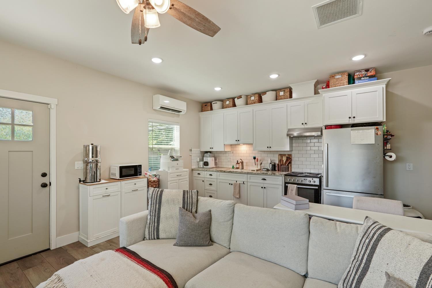 Woodbridge, California, 95258, United States, 2 Bedrooms Bedrooms, ,2 BathroomsBathrooms,Residential,For Sale,2049310
