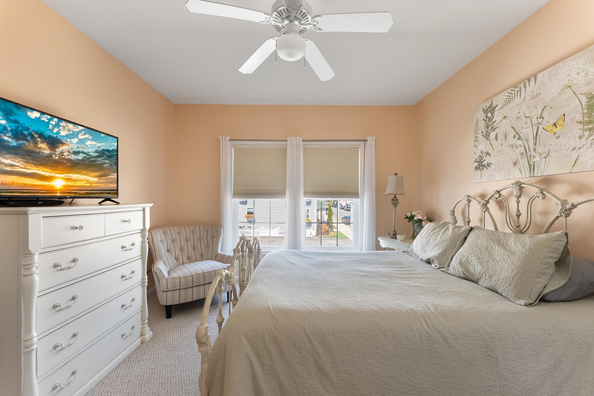 Wildwood, New Jersey, 08260, United States, 5 Bedrooms Bedrooms, ,3 BathroomsBathrooms,Residential,For Sale,1975823