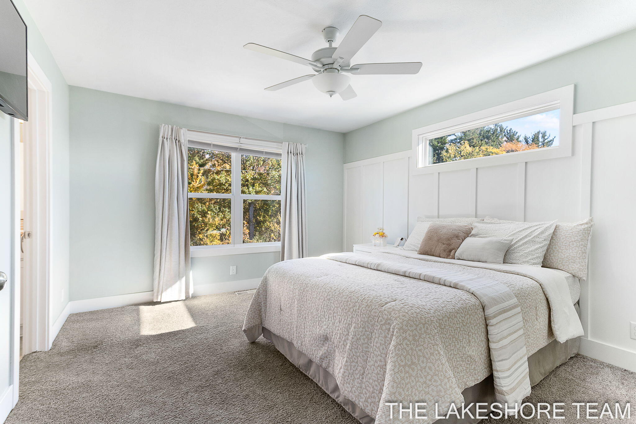 Holland, Michigan, 49424, United States, 5 Bedrooms Bedrooms, ,4 BathroomsBathrooms,Residential,For Sale,1973082