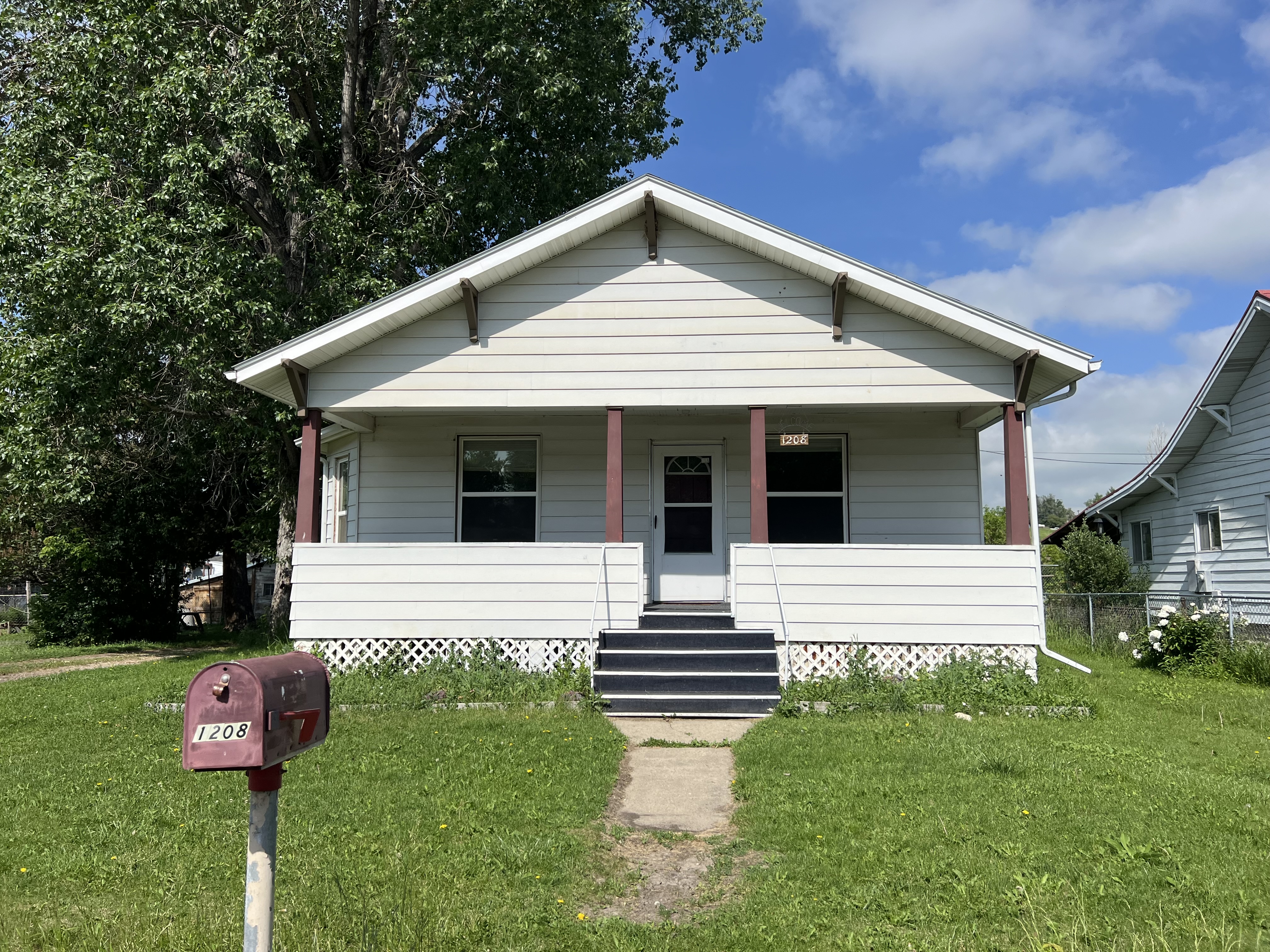Sheridan, Wyoming, 82801, United States, 3 Bedrooms Bedrooms, ,1 BathroomBathrooms,Residential,For Sale,1978622