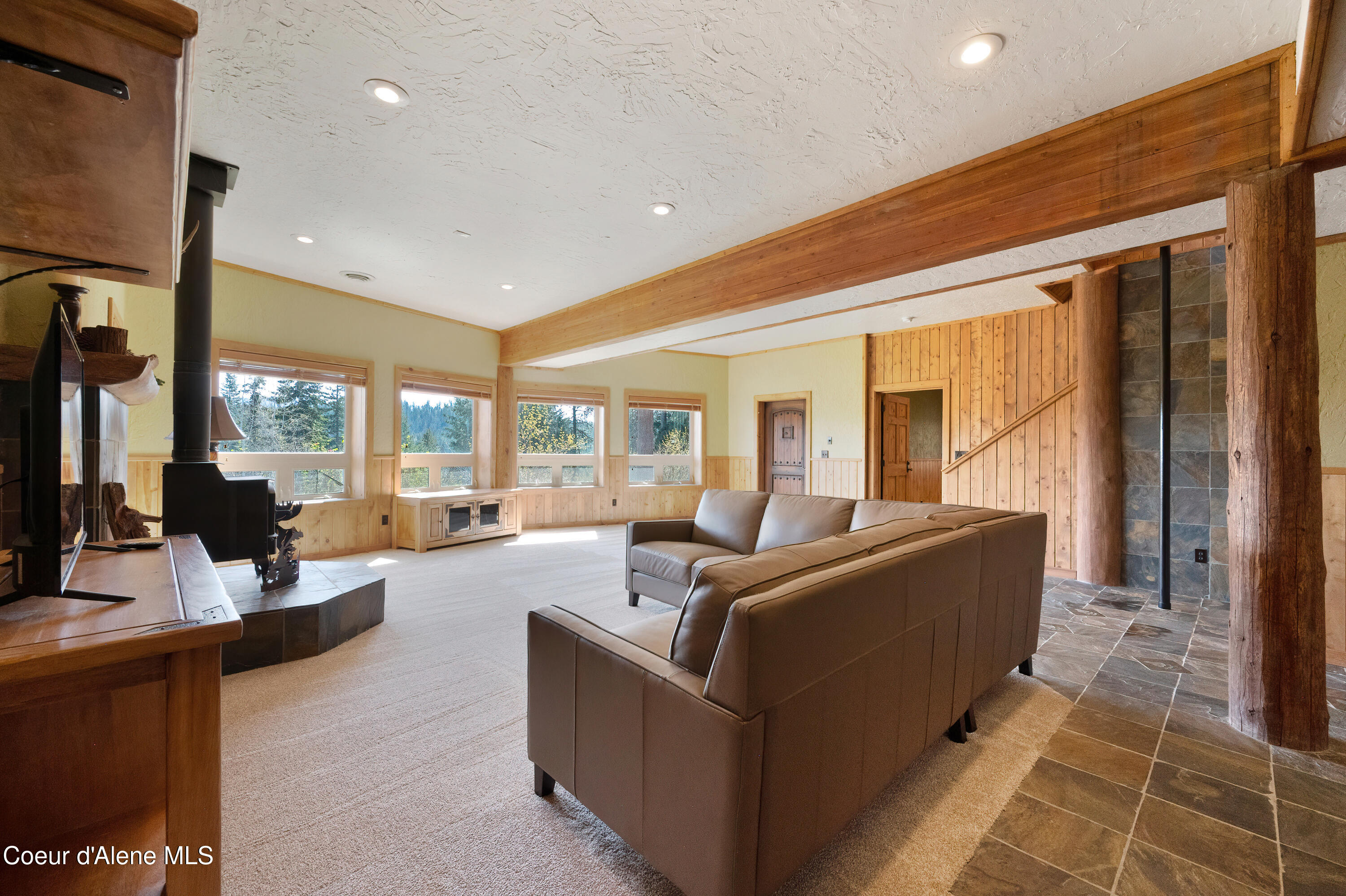 Kingston, Idaho, 83839, United States, 5 Bedrooms Bedrooms, ,Residential,For Sale,1989551